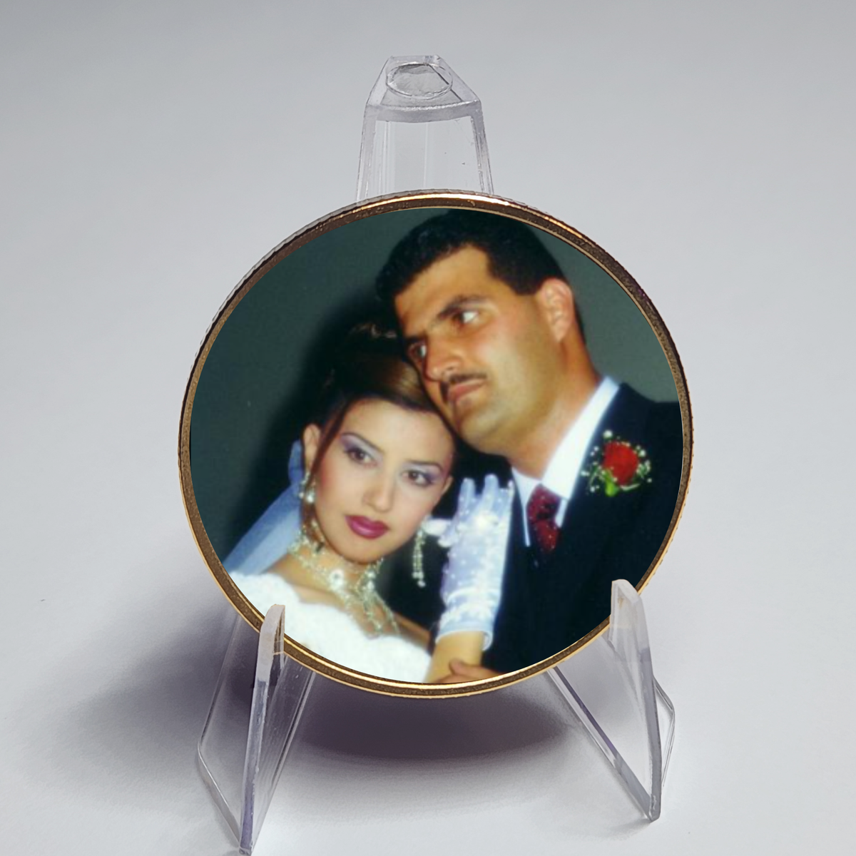 Personalized Anniversary Coin – Custom Years, Names & Photo Keepsake